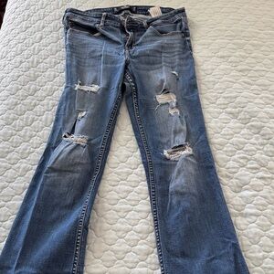 Hollister Women's Distressed Straight Leg Jeans - Blue